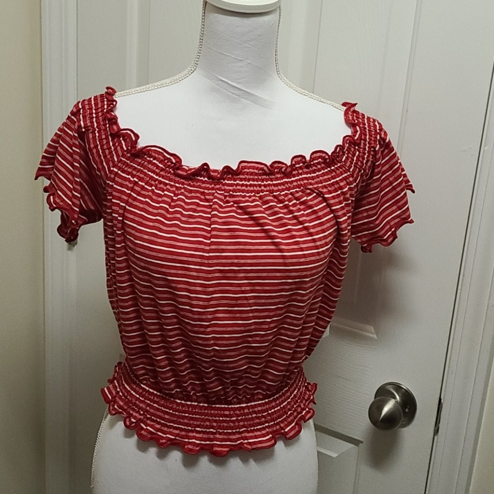 NWT Forever 21 Off the Shoulder Knit Crop Top
